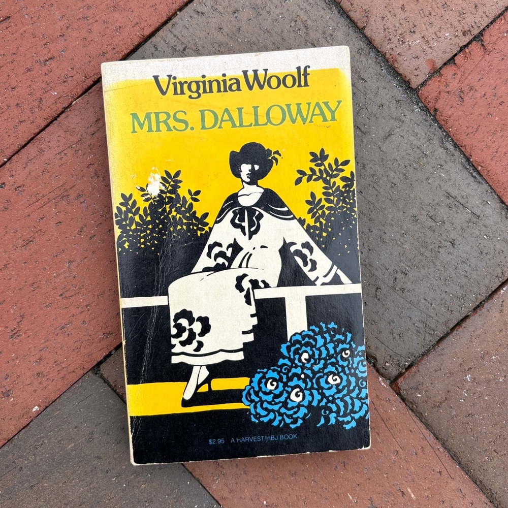 Mrs Dalloway Virginia Woolf Art Deco Cover Vintage Paperback Chrissa London UK